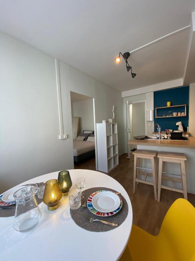 Cosy T1 ! Proche Commerces Et Axes Routiers Château-Renault Exterior photo